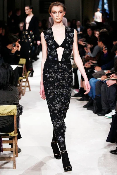 Look 37